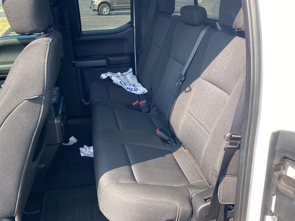 Used 2019 Oxford White Ford XLT image 5