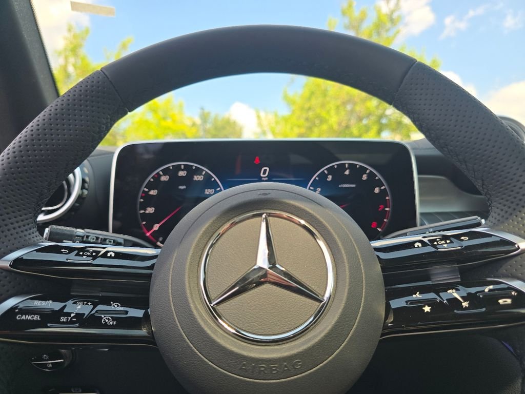 New 2026 Starling Blue Metallic Mercedes-Benz GLC 300 image 29
