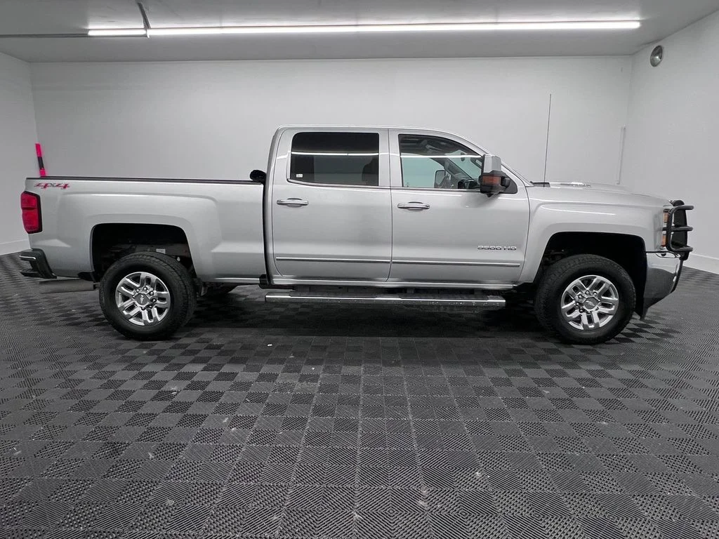 Used 2017 Silver Ice Metallic Chevrolet LTZ image 8