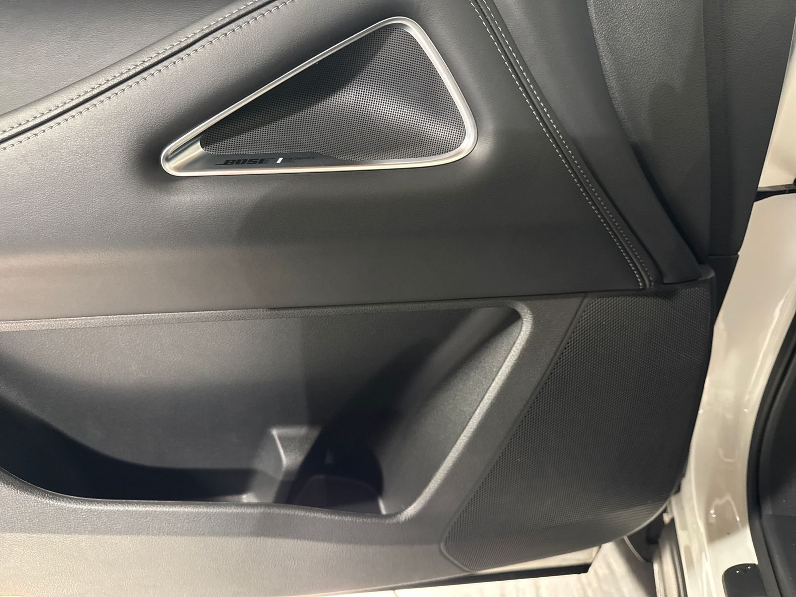 2025 INFINITI QX60 LUXE - Photo 35