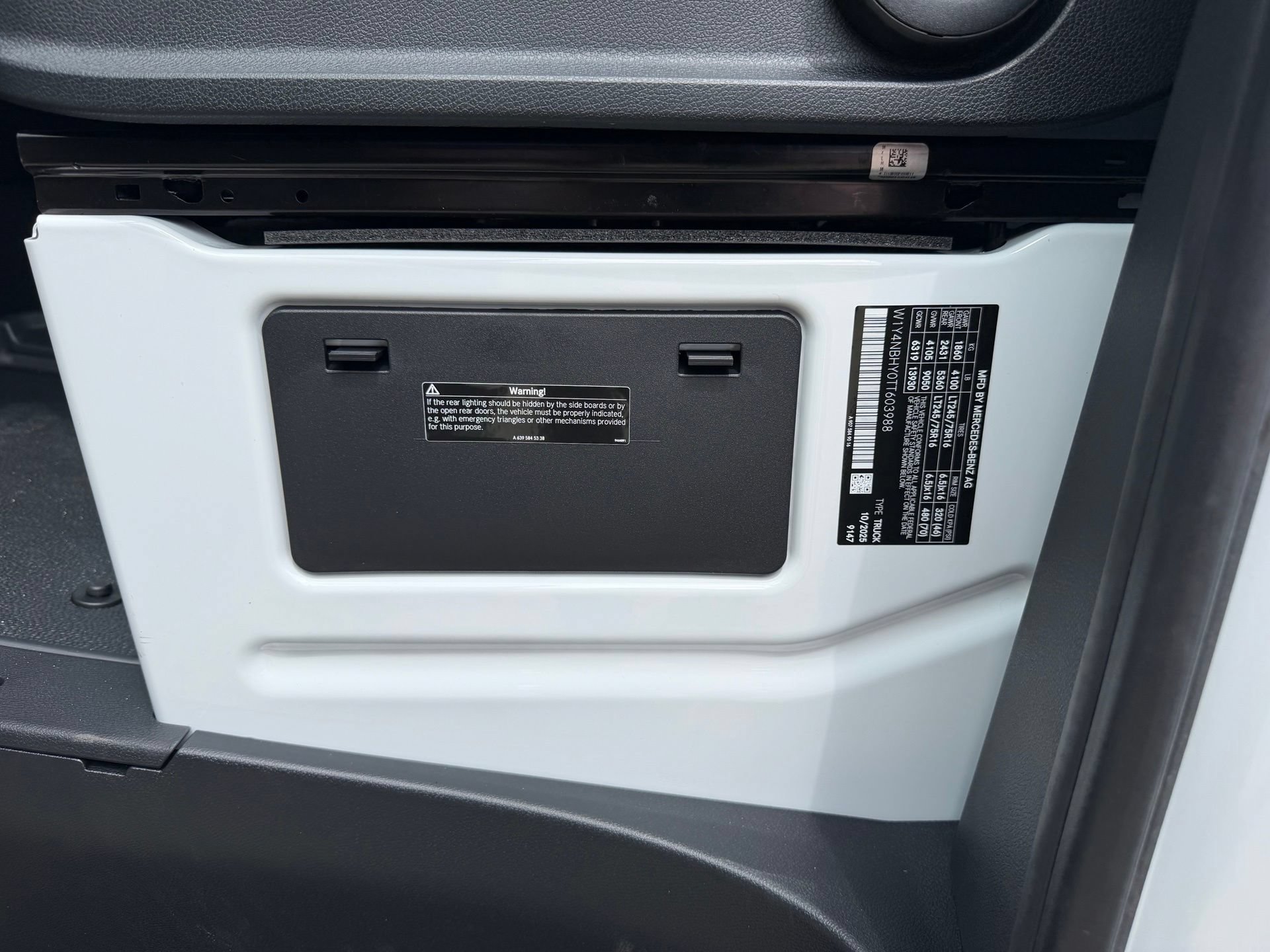 New 2026 Arctic White Mercedes-Benz Cargo 144 WB image 68