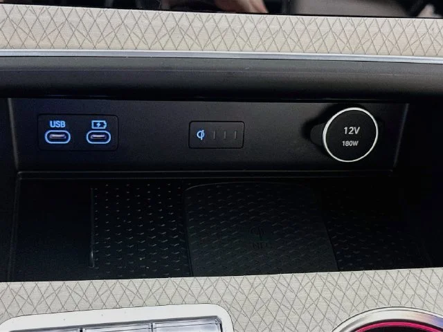New 2027 White Genesis 3.5T Prestige image 20
