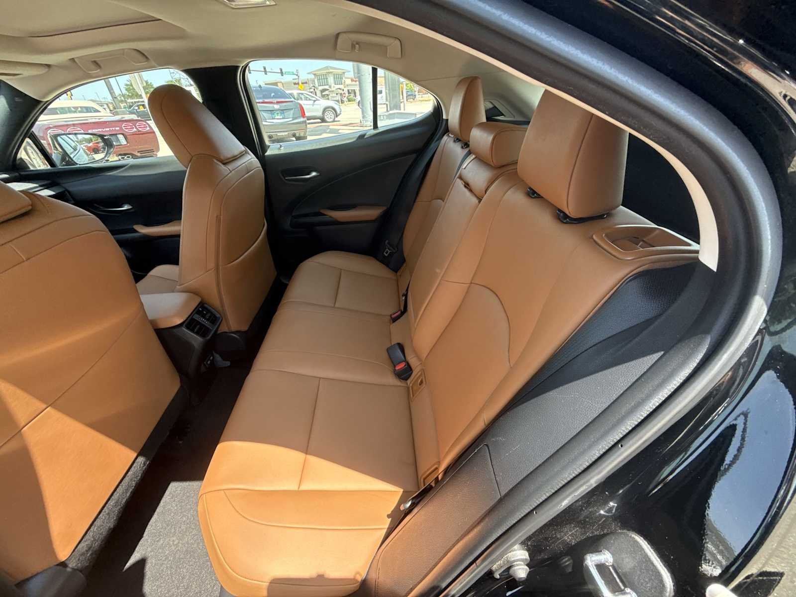 Used 2021 Black Lexus UX 250h image 24