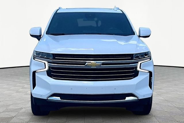 Used 2023 White Chevrolet LT image 3