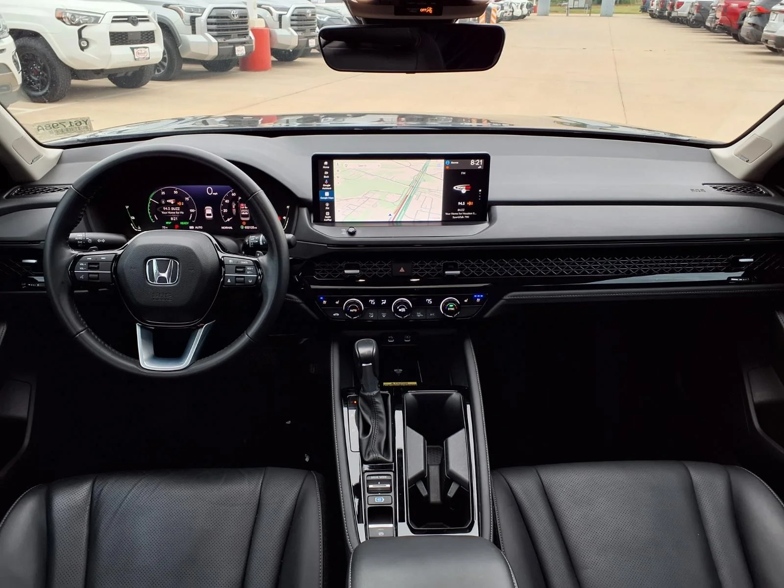 Used 2023  Honda Touring image 9