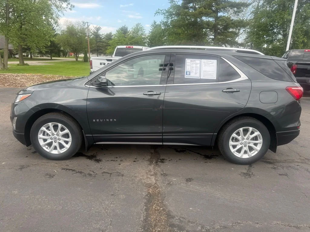 Used 2018 Gray Chevrolet LT image 7