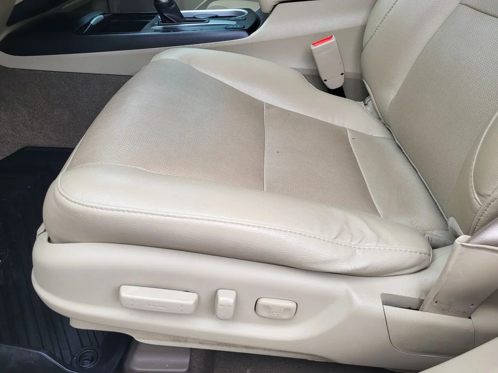 Used 2018 Maroon Acura w/Technology Pkg image 19