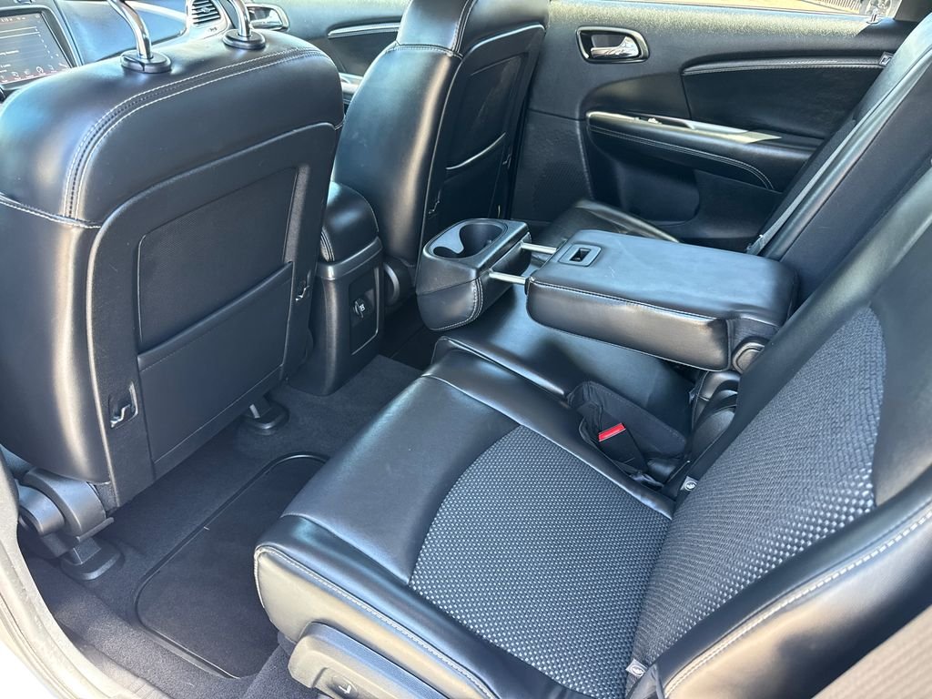 Used 2020 Silver Dodge Crossroad image 18