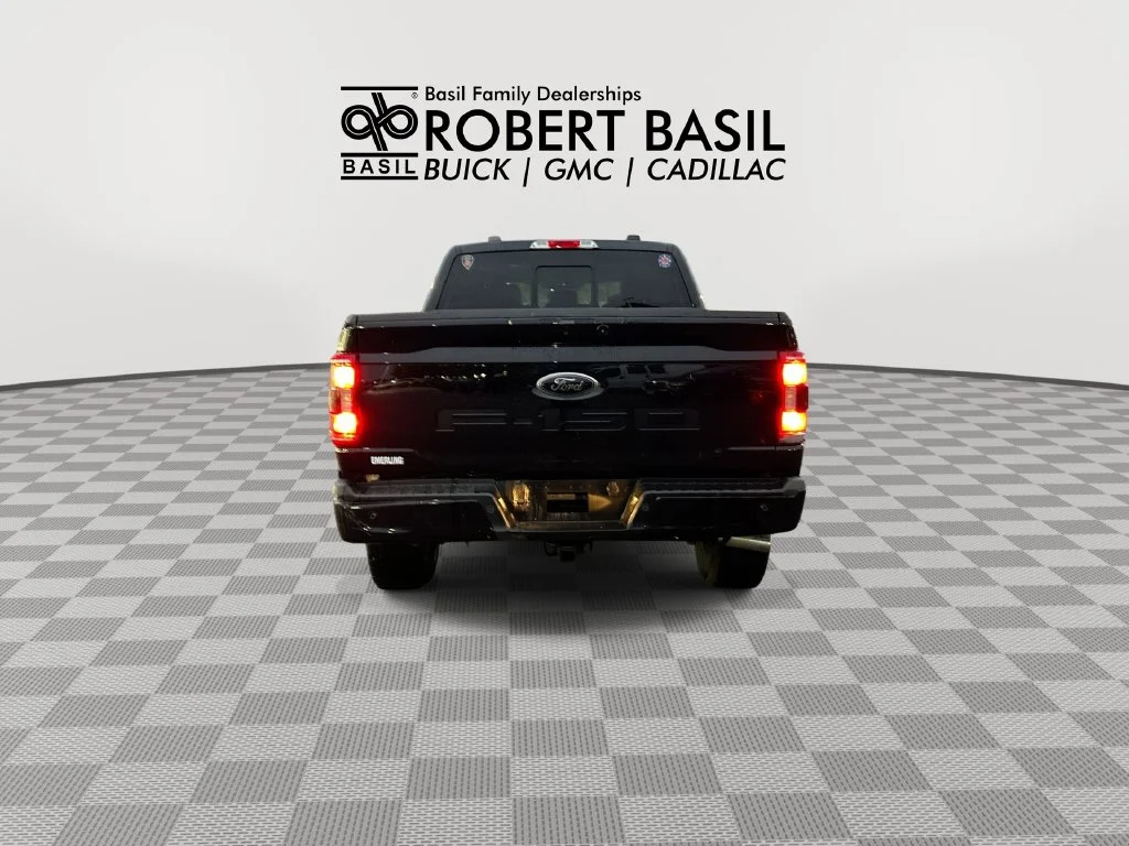 Used 2022 Black Ford XLT image 7