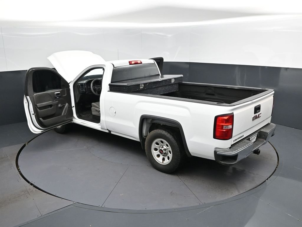 Used 2016 White GMC Base image 42