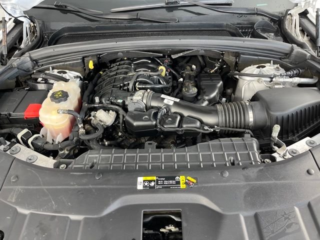 Used 2023 White/off-white Jeep Altitude X image 44