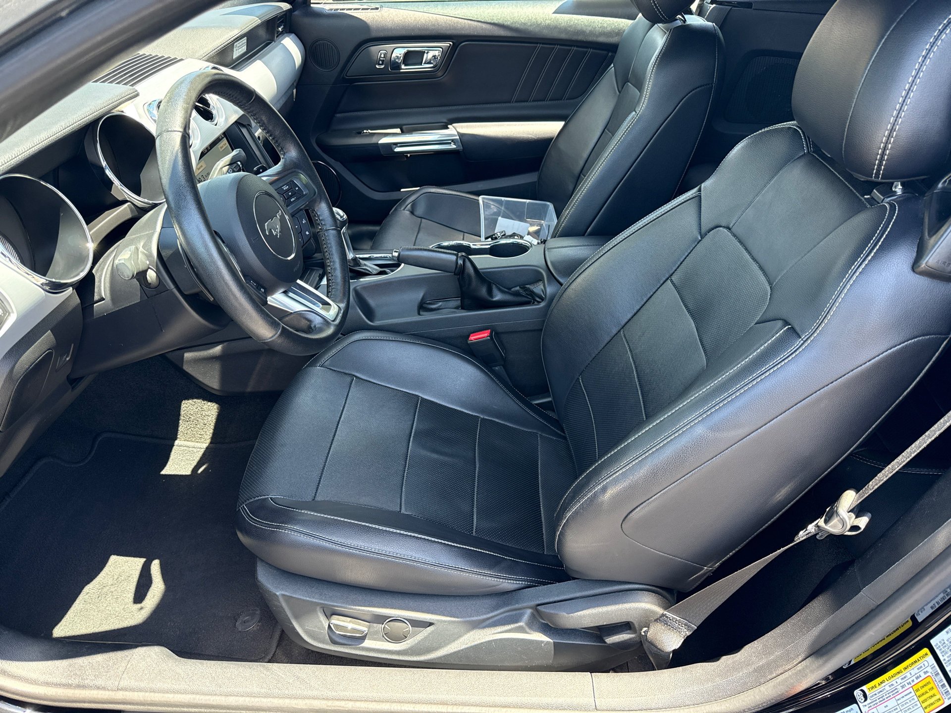 2016 Ford Mustang GT Premium - Photo 18
