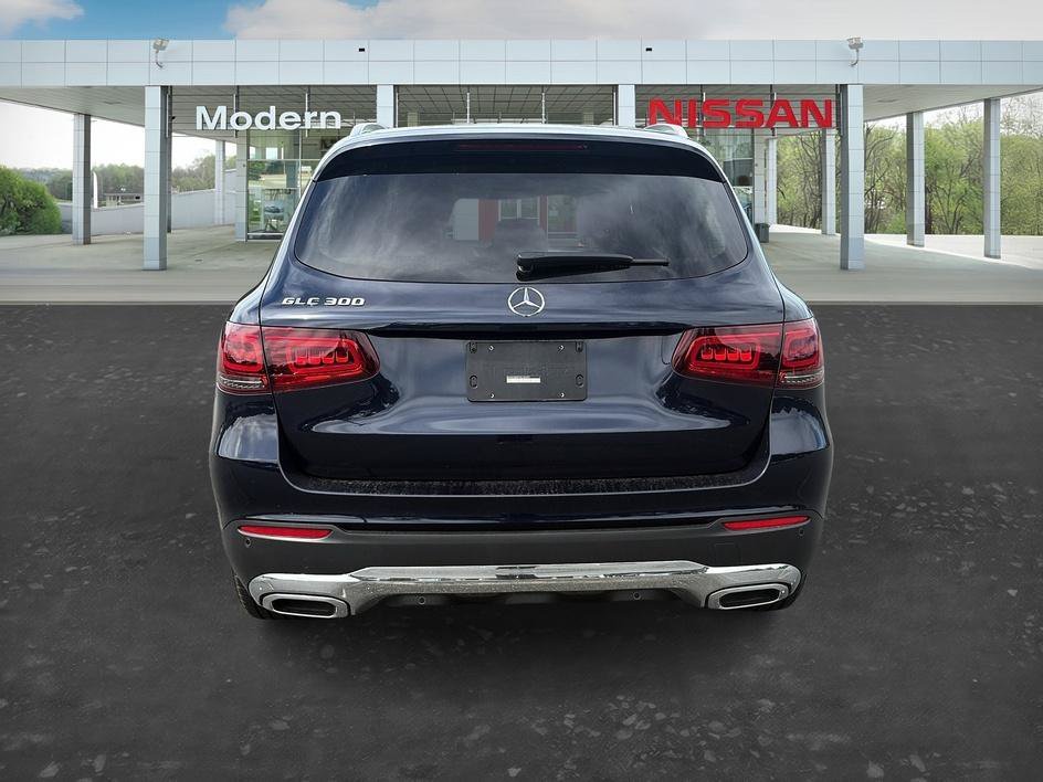 Used 2022 Lunar Blue Metallic Mercedes-Benz GLC 300 image 4