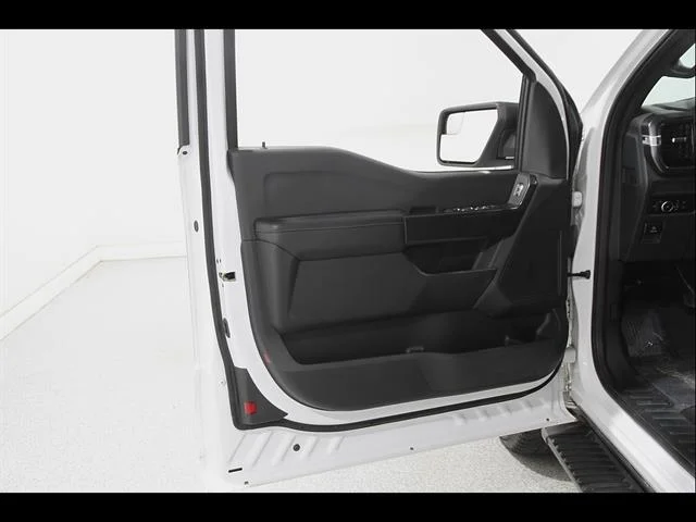 2023 Ford F-150 XL - Photo 4