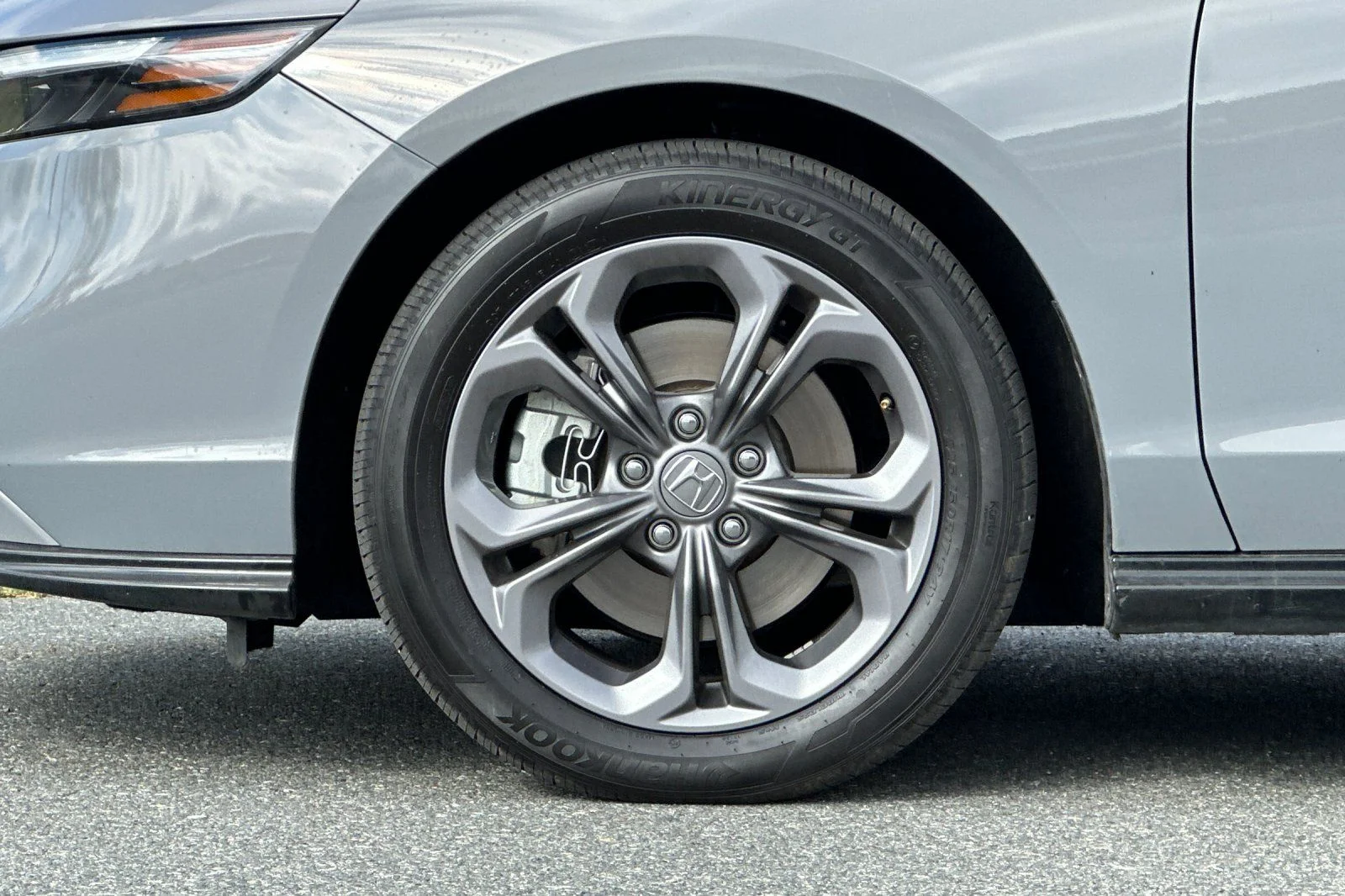 Used 2025 Gray Honda EX-L image 28
