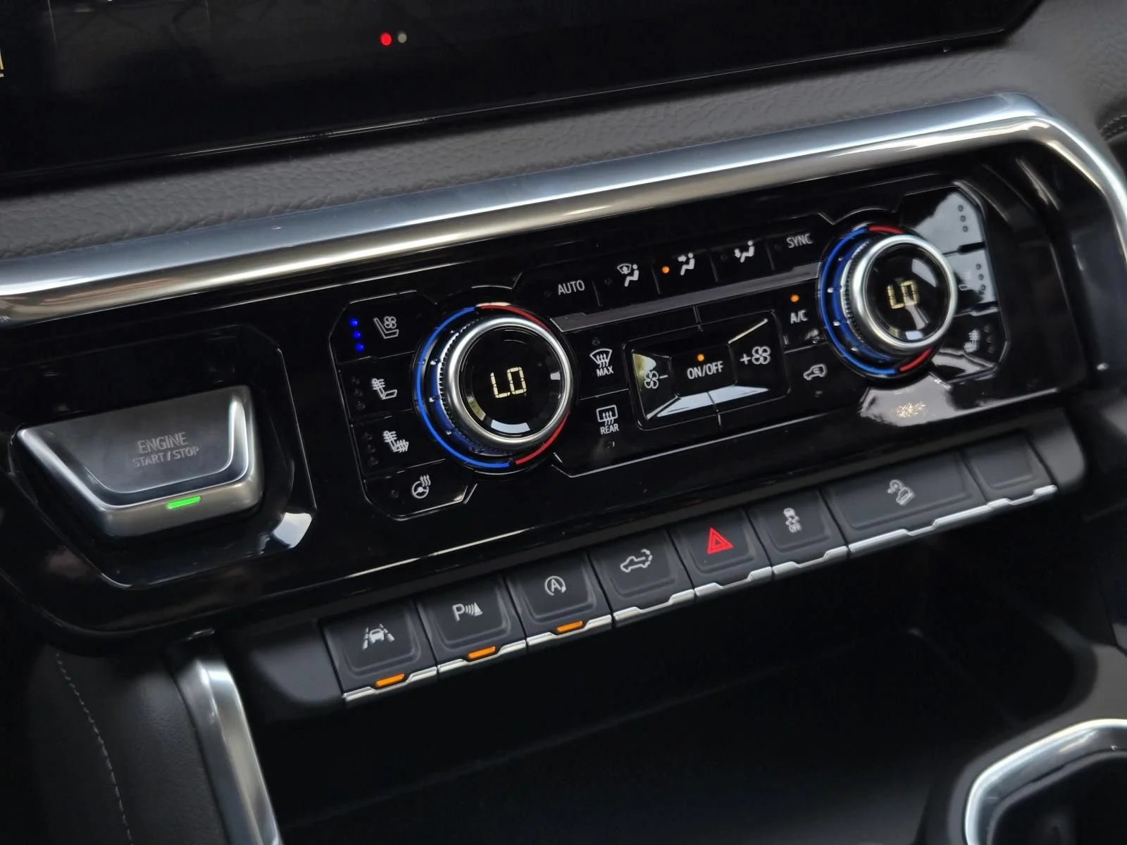 2026 GMC Sierra 1500 Denali - Photo 13