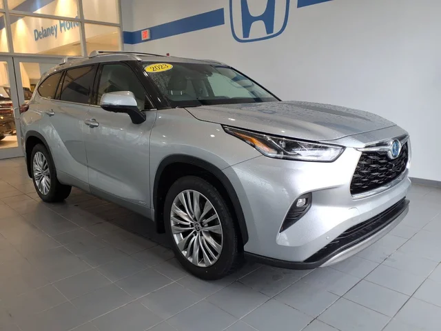 2023 Toyota Highlander Hybrid Platinum