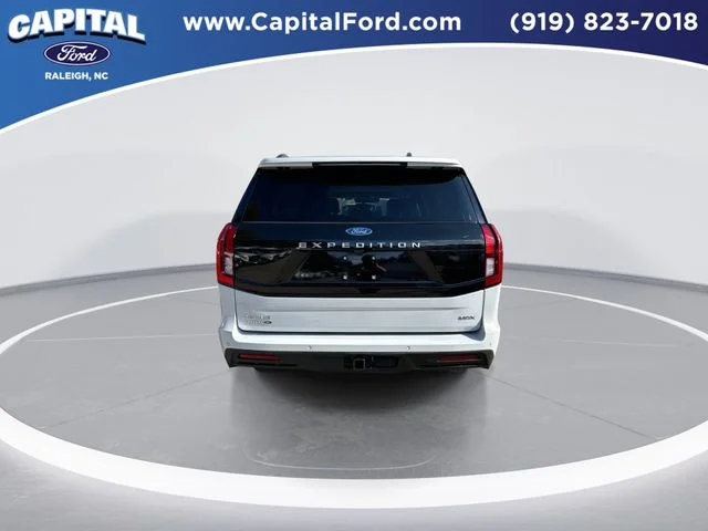 Used 2025 Silver Ford Active image 7