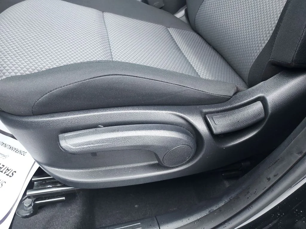 Used 2025 Black Kia LX image 18