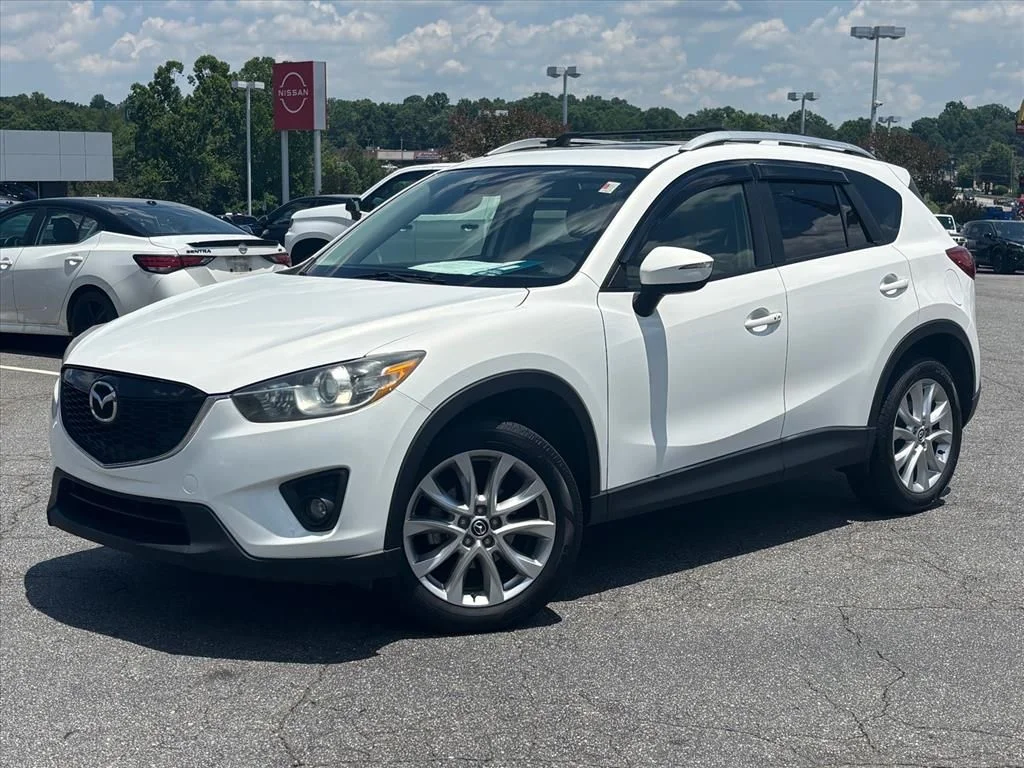 Used 2015 White Mazda Grand Touring image 2