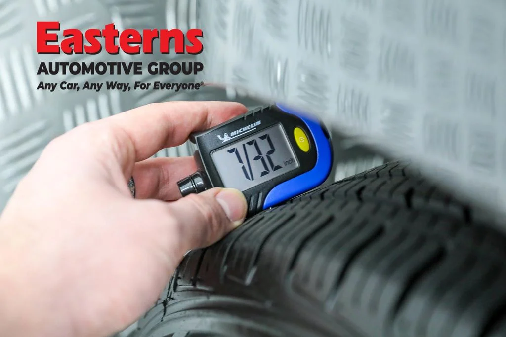 Used 2024 Gray Nissan SV image 28
