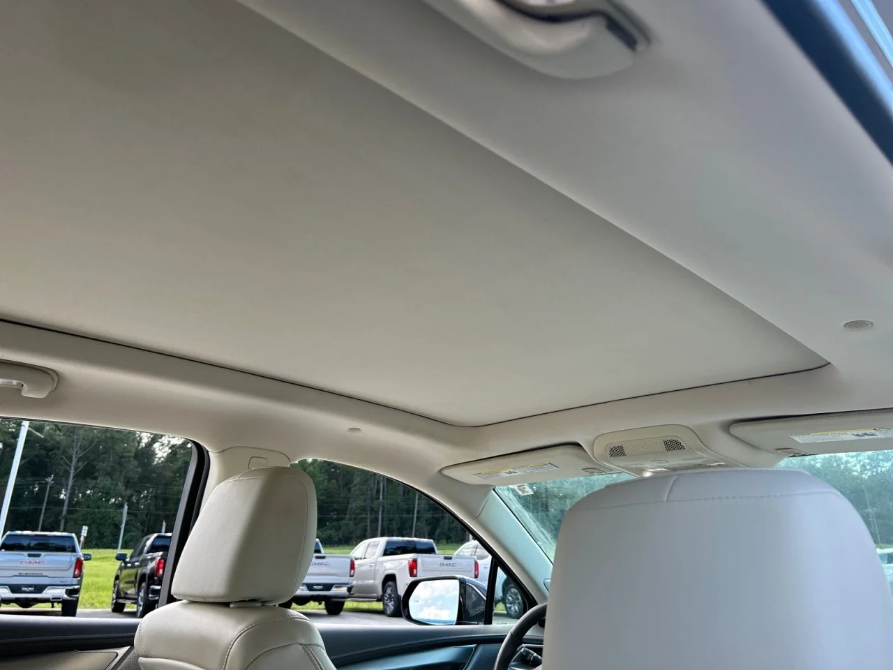 Used 2021 SHADOW METALLIC Cadillac FWD Premium Luxury image 24