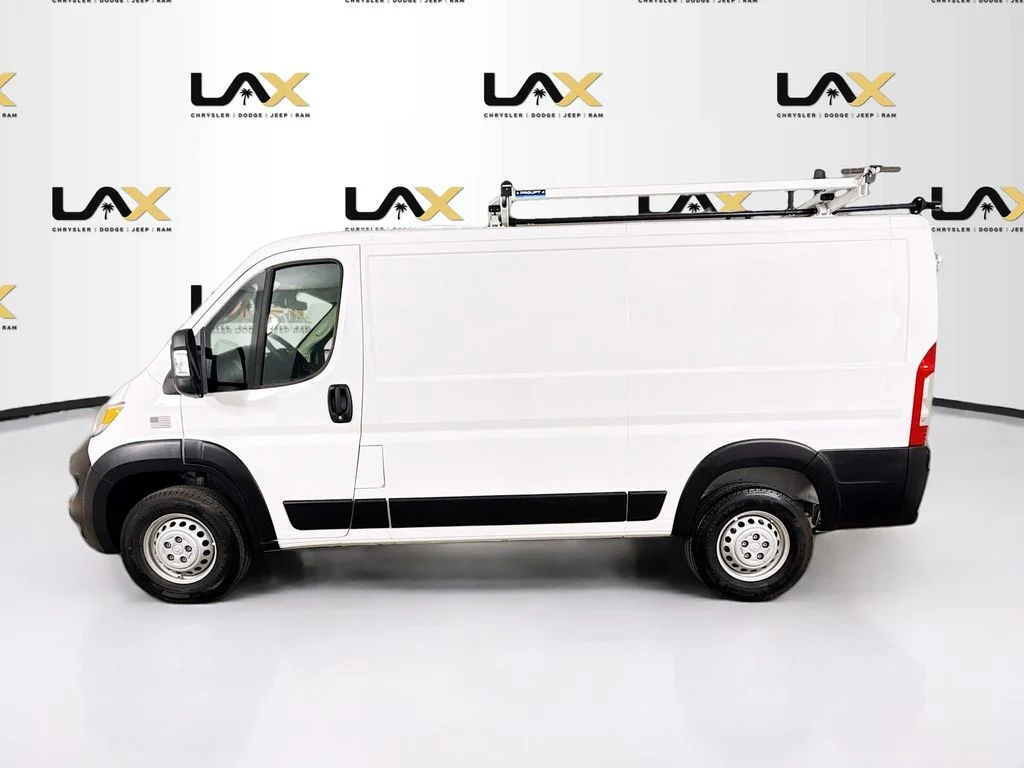 Used 2025 White Ram Base image 4
