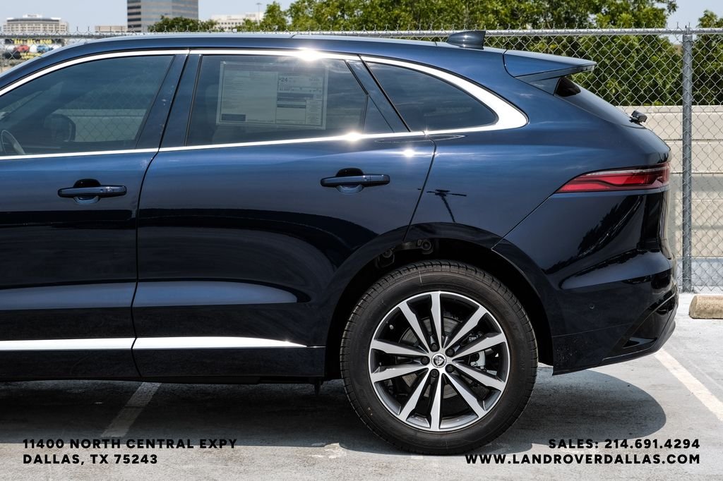 New 2026 Portofino Blue Jaguar P250 R-Dynamic S image 17