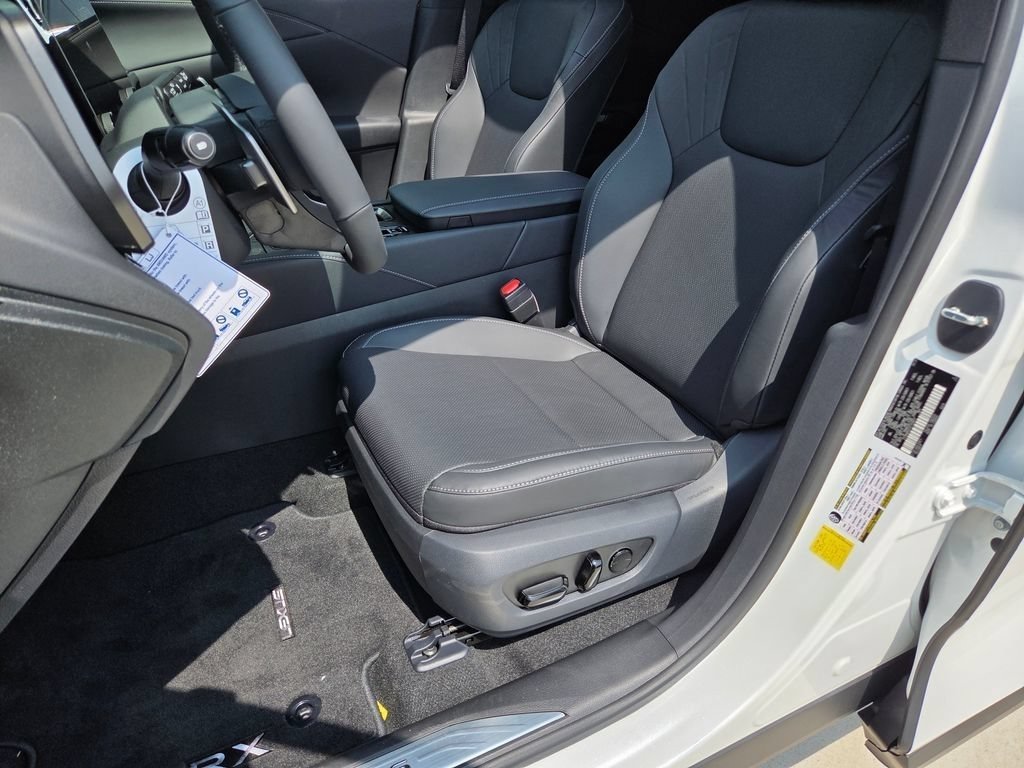 New 2026 Eminent White Pearl Lexus PREMIUM image 6