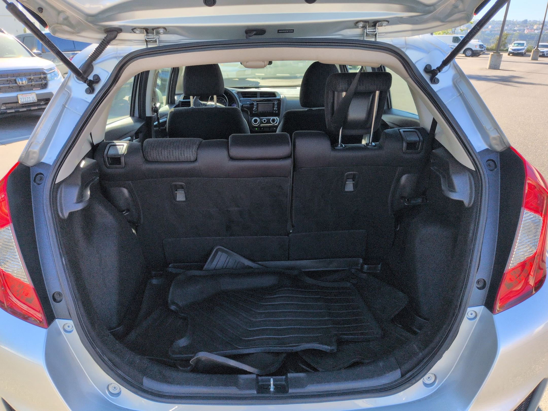 2015 Honda Fit LX - Photo 31