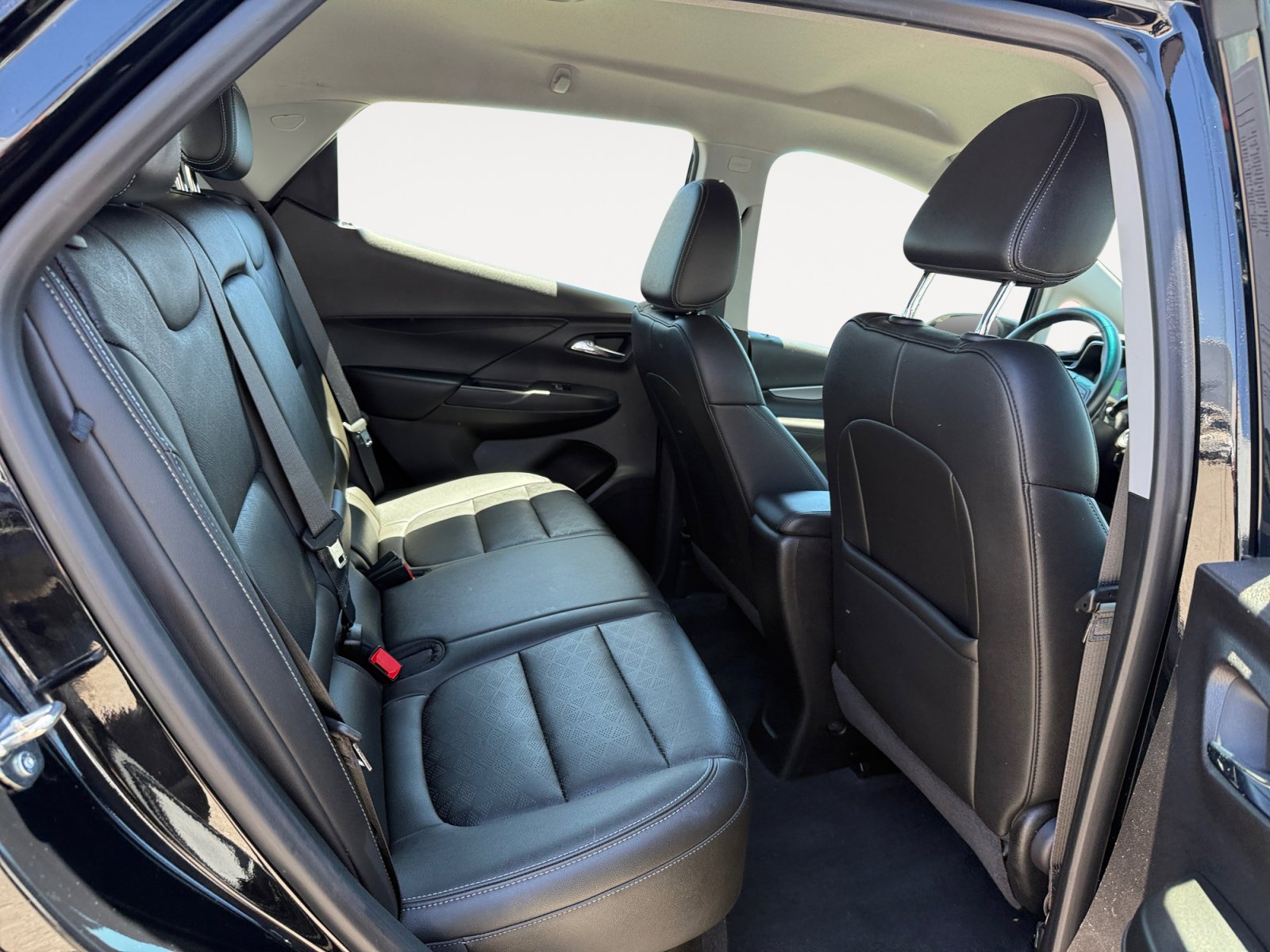 Used 2023 Mosaic Black Metallic Chevrolet 2LT image 18
