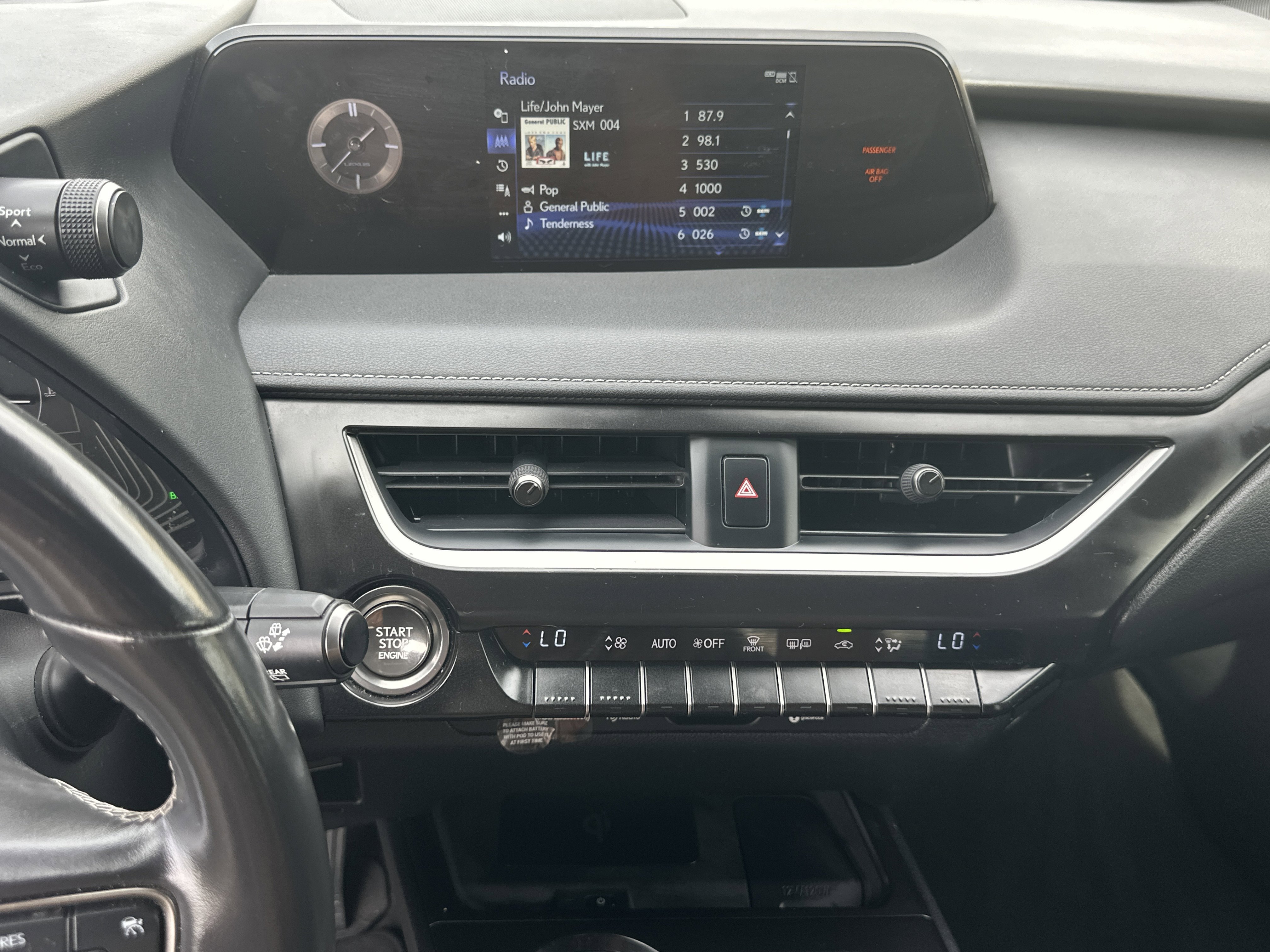 Used 2022 ATOMIC SILVER Lexus UX 200 image 24
