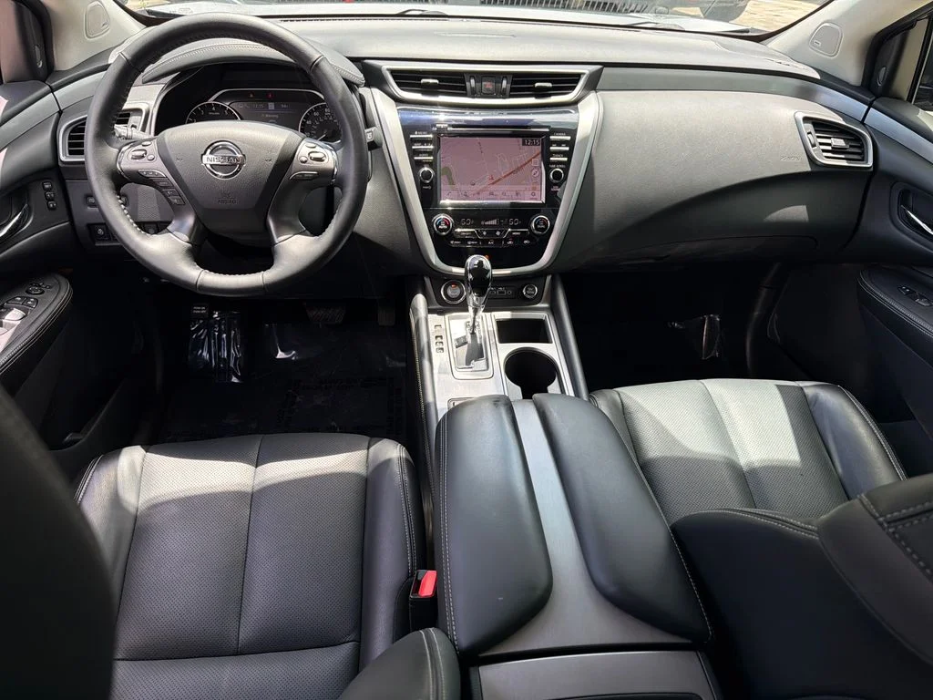 Used 2021 Gray Nissan SL image 15