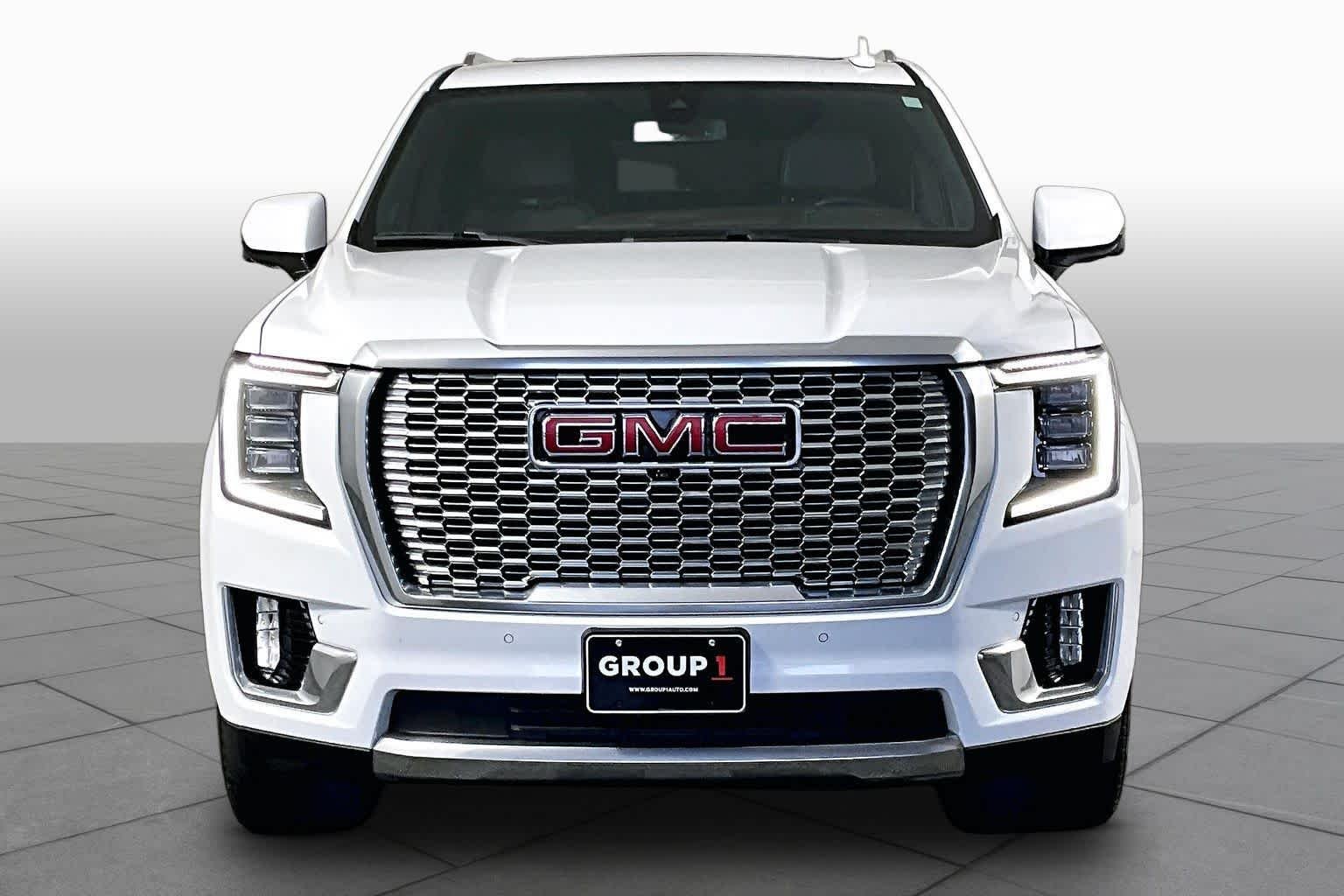 Used 2022 Summit White GMC Denali image 4