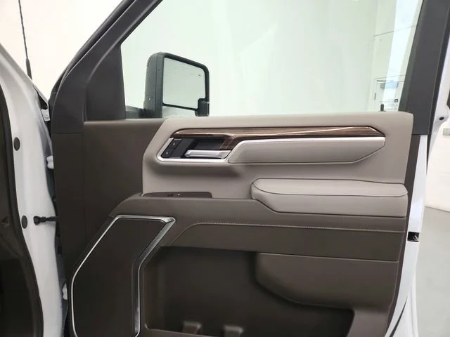 2026 Chevrolet Silverado 3500 HD LT - Photo 41