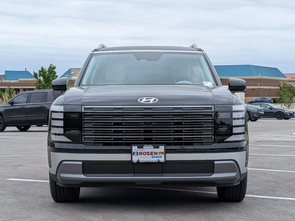 New 2026 Black Hyundai SEL Premium image 2
