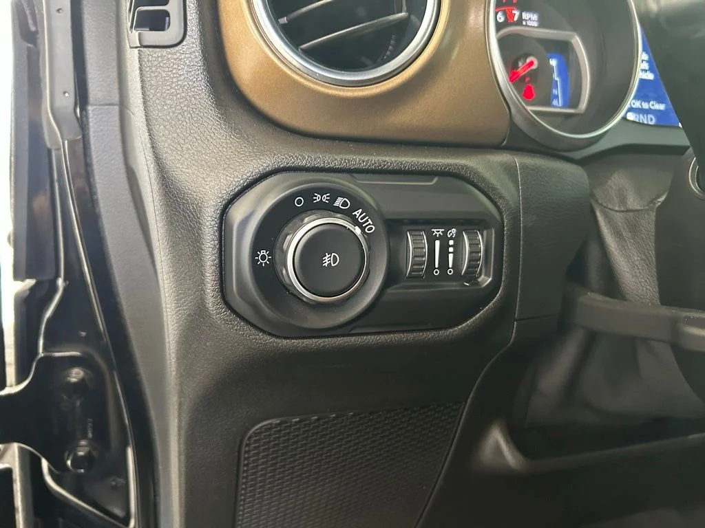 Used 2021 Black Jeep Unlimited Rubicon image 48