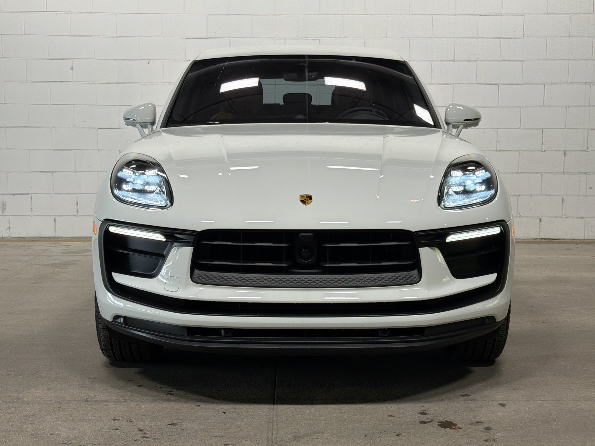 Certified Used 2026 White Porsche  image 9