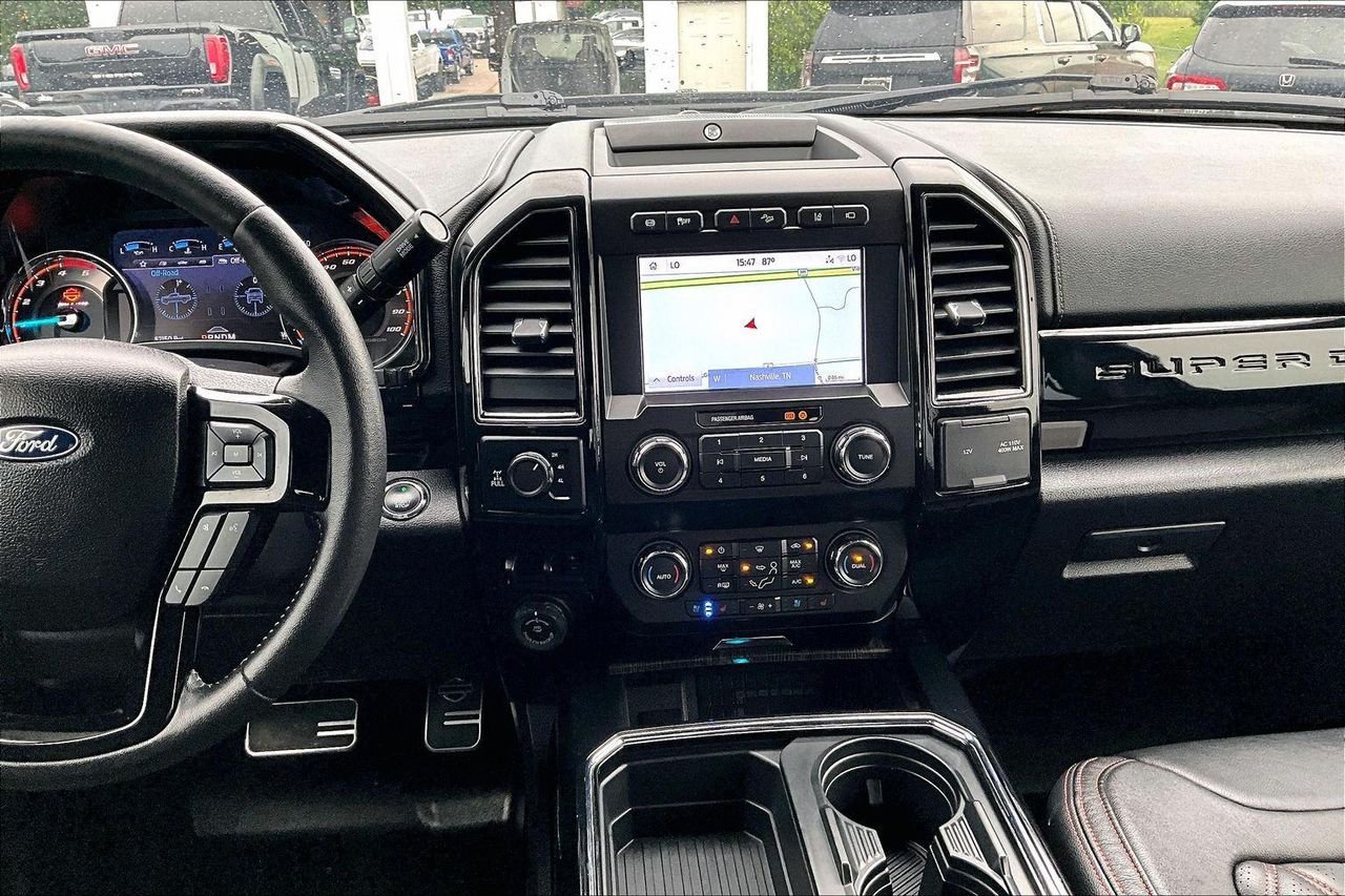 Used 2021 AGATE BLACK Ford LARIAT image 13