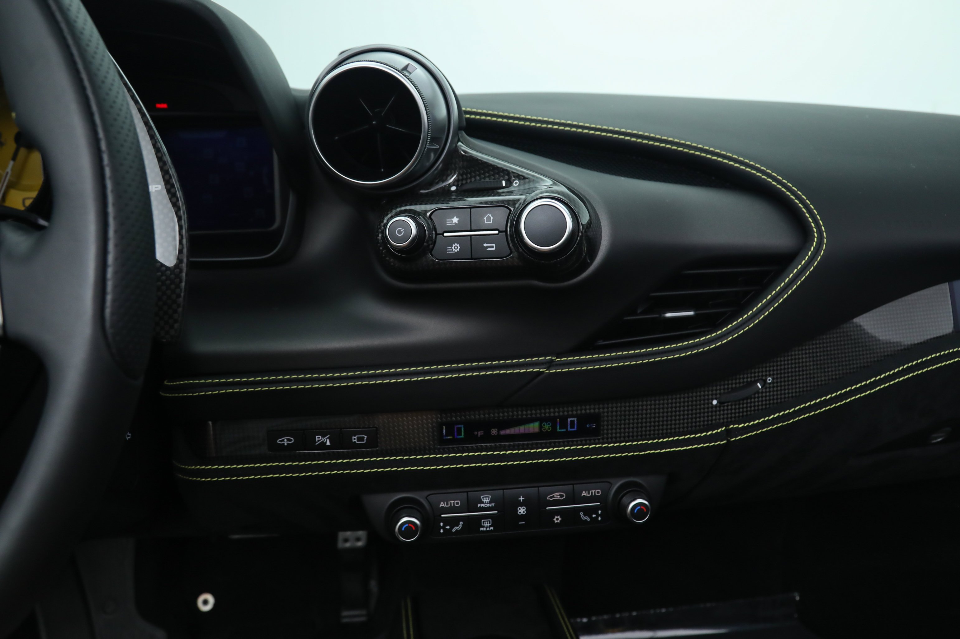 Used 2022 Blue Ferrari  image 31