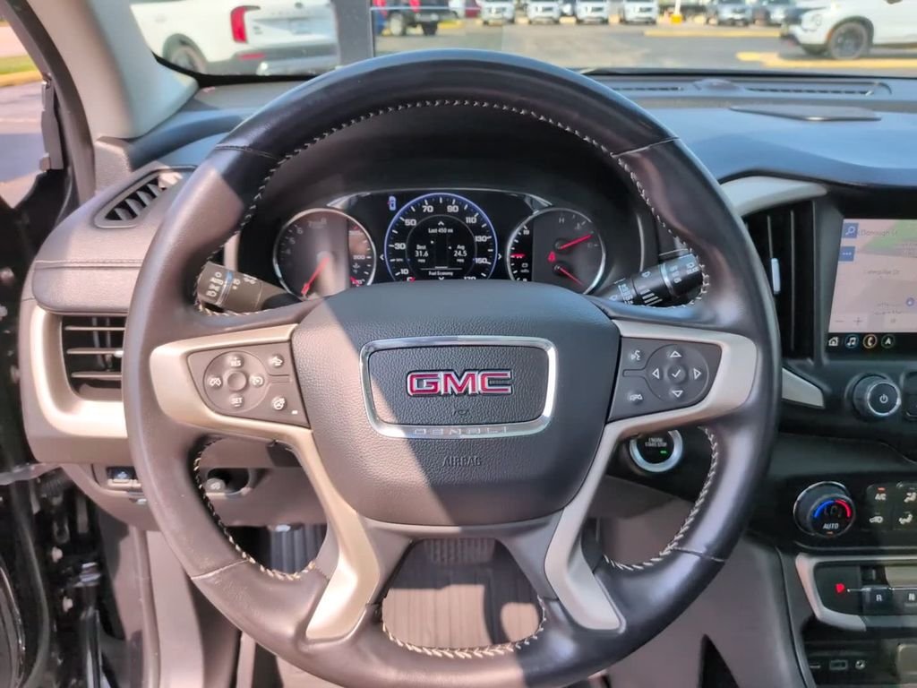 Used 2022 Black GMC Denali image 19