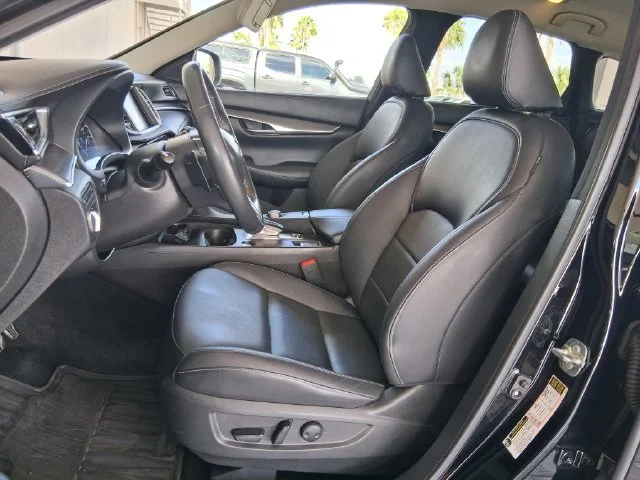 Used 2023 Black INFINITI PURE image 18