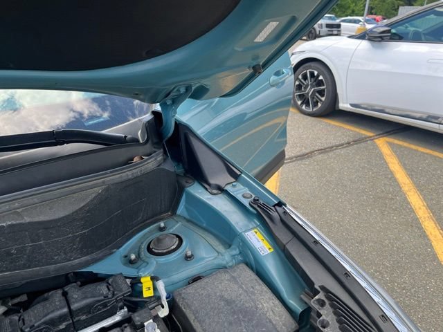Used 2024 Pluton Blue/Black Roof Kia S image 23