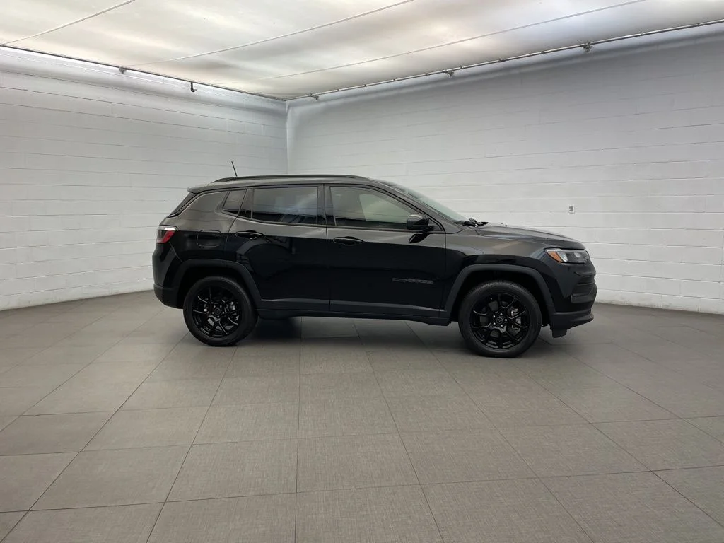 New 2026 Black Jeep Latitude image 2
