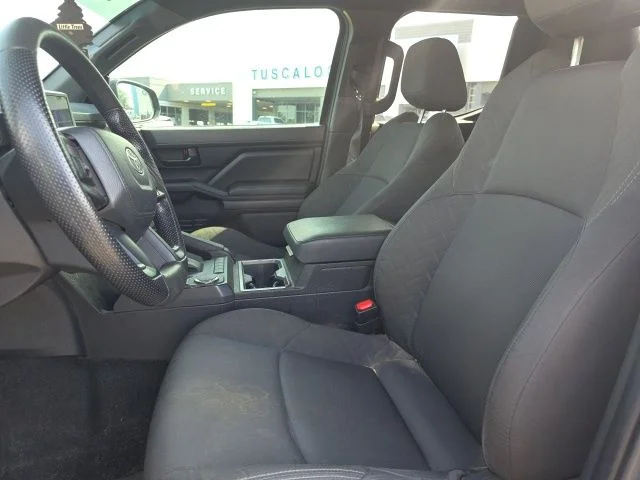 Used 2025 UNDERGROUND Toyota SR5 image 9