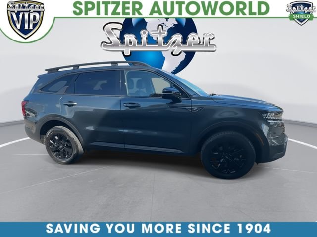 Used 2023 Green Kia X-Line S image 2