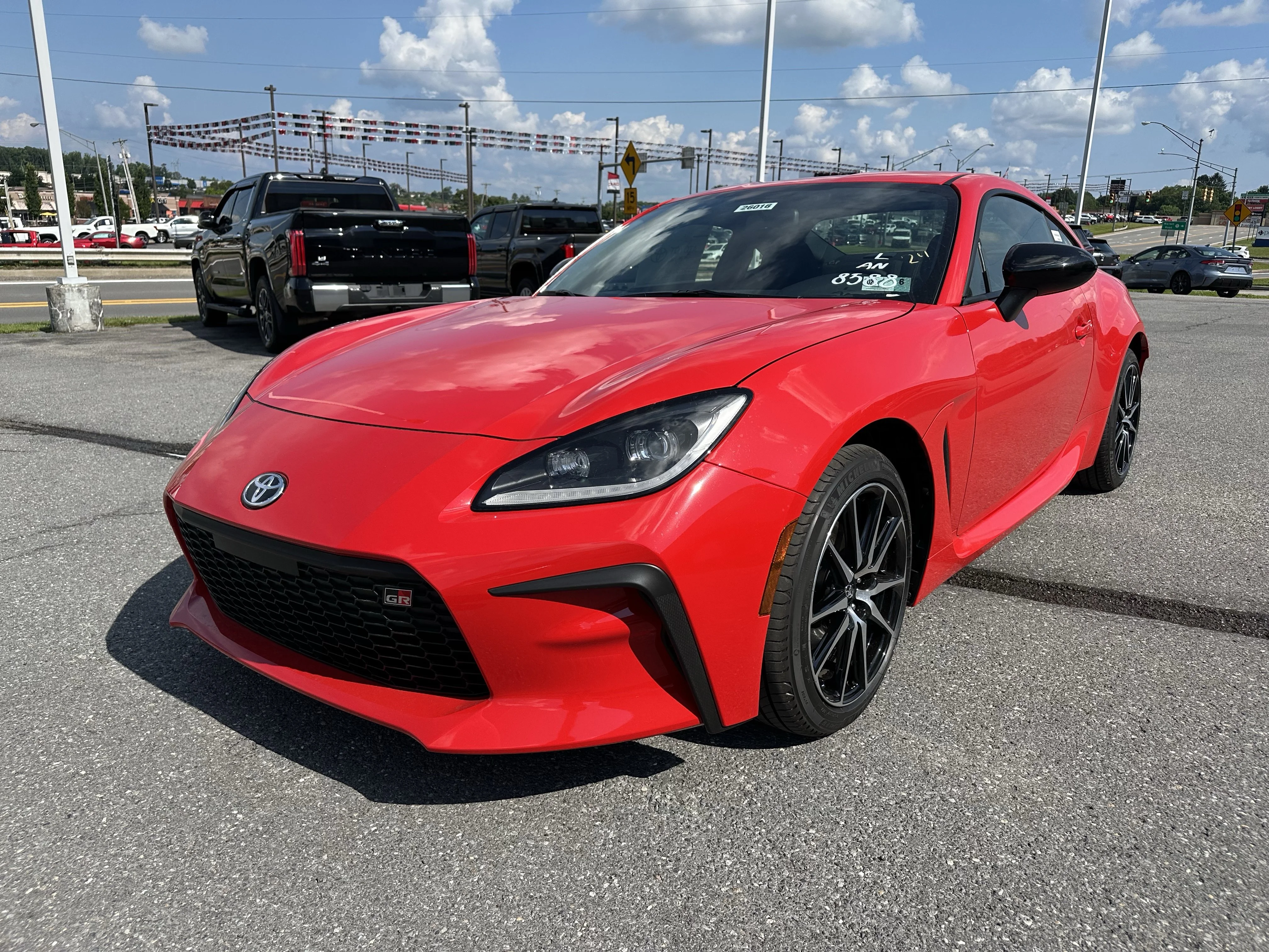 New 2026 Track bRED Toyota GR86 image 7