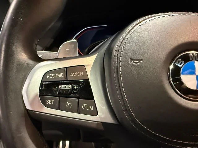 Certified Used 2023 Alpine White BMW xDrive40i image 22
