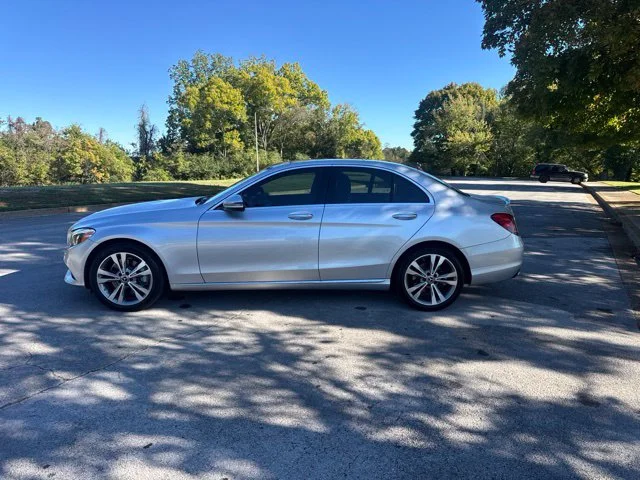 Used 2018 Silver Mercedes-Benz C 300 image 4