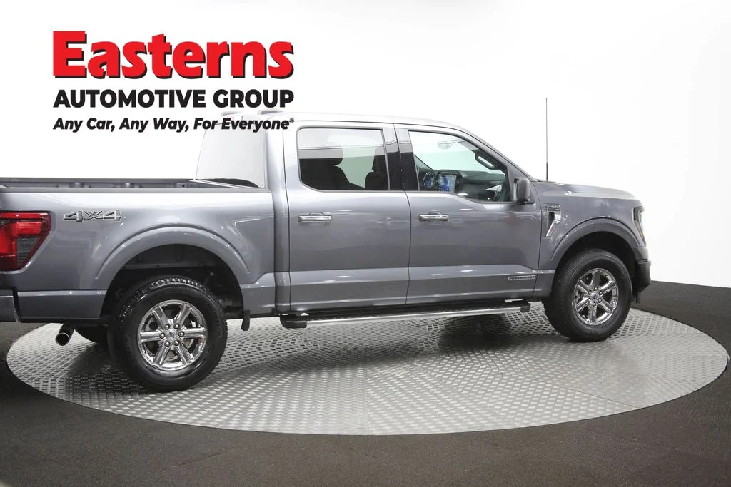 Used 2024 Gray Ford XLT image 43